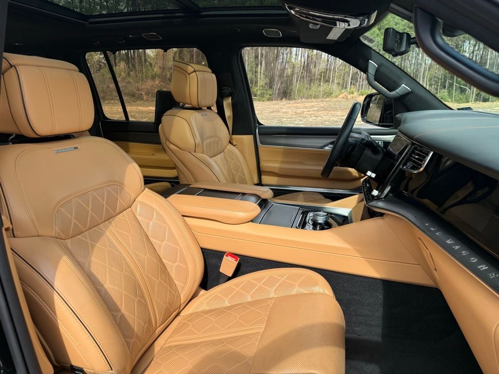2023 Jeep Grand Wagoneer Series III