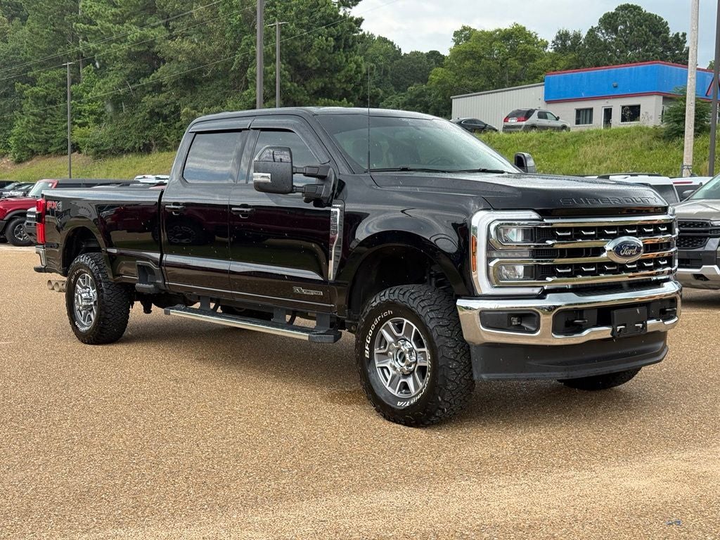 2025 Ford F-350SD Lariat