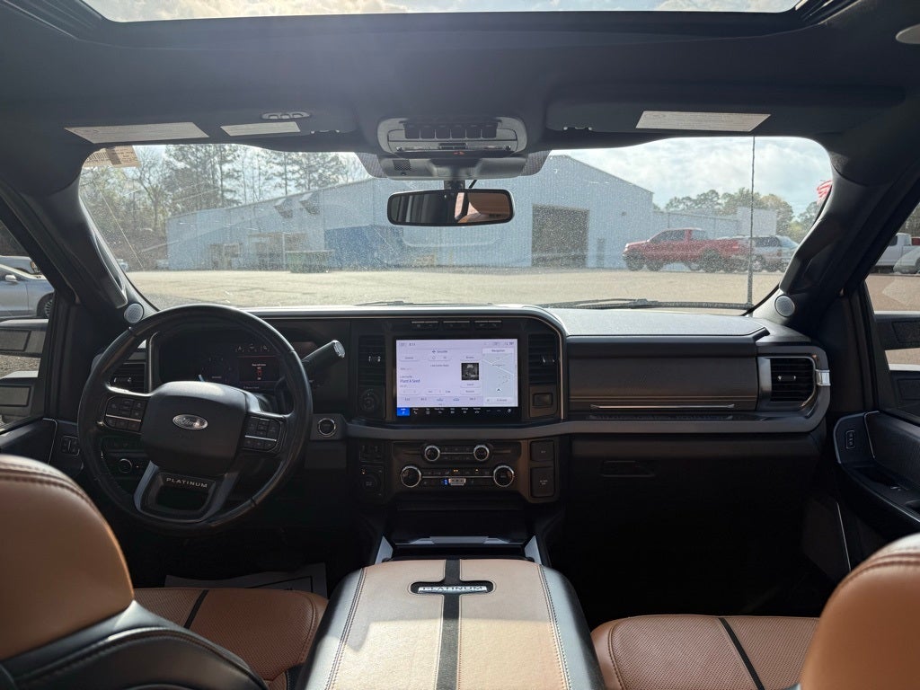 2023 Ford F-350SD Platinum DRW