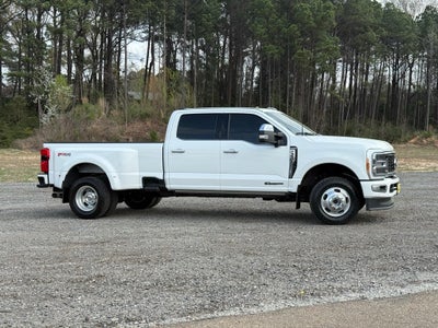 2023 Ford F-350SD Platinum DRW
