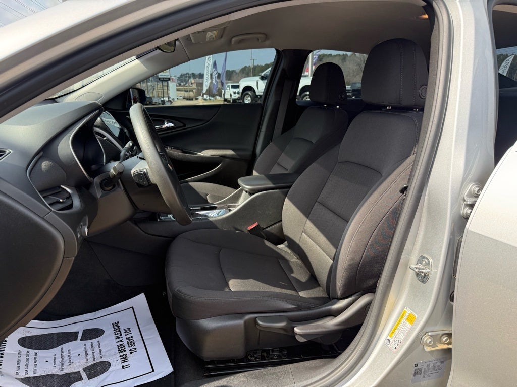 2021 Chevrolet Malibu LS 1FL