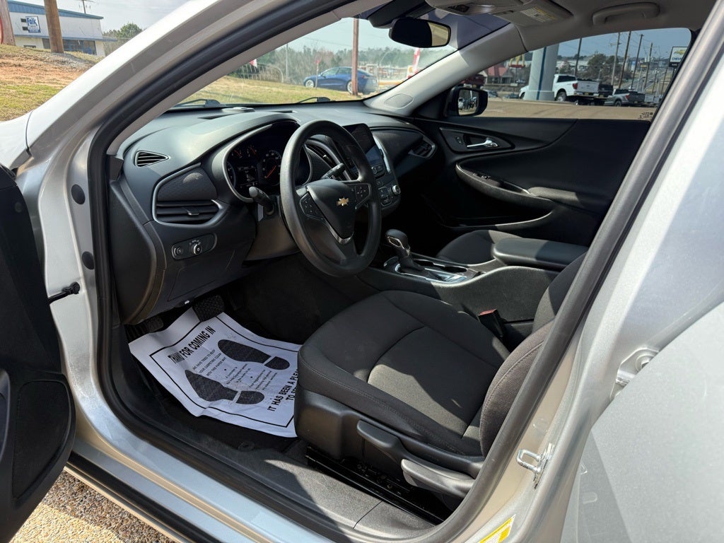 2021 Chevrolet Malibu LS 1FL