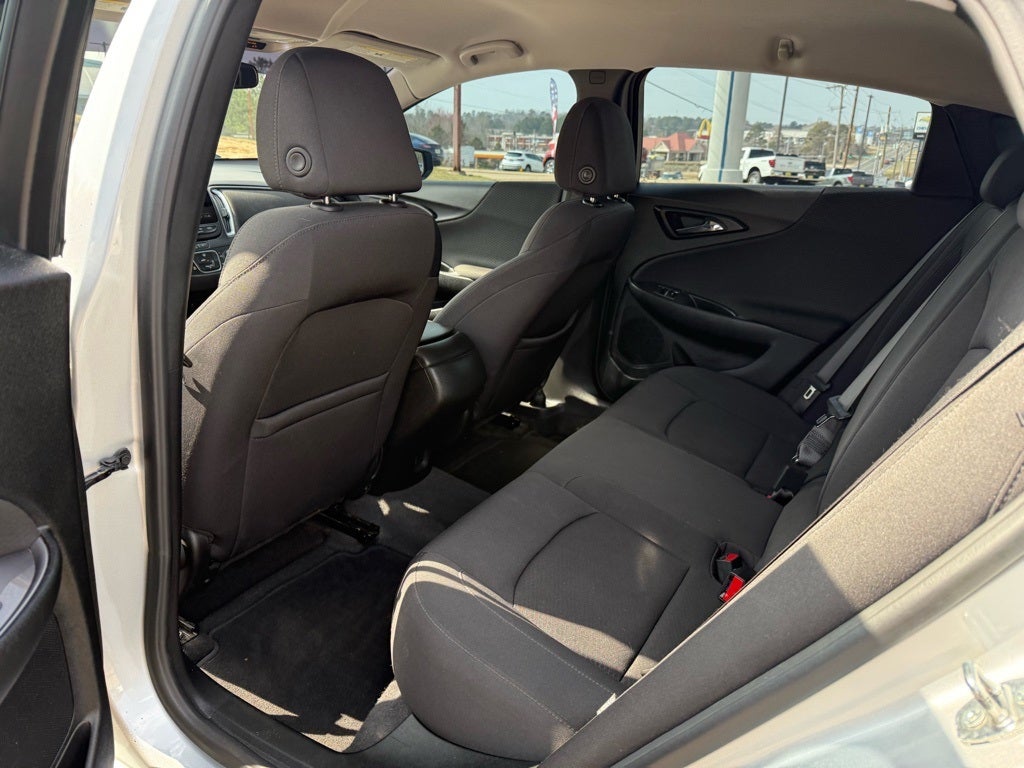 2021 Chevrolet Malibu LS 1FL