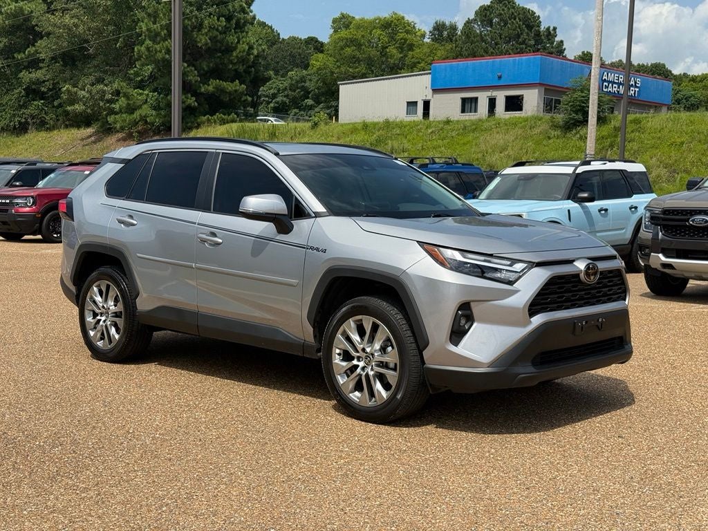 2024 Toyota RAV4 XLE Premium