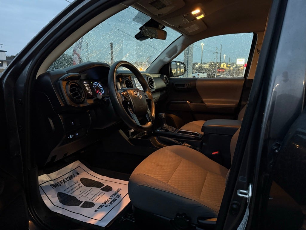 2022 Toyota Tacoma Base