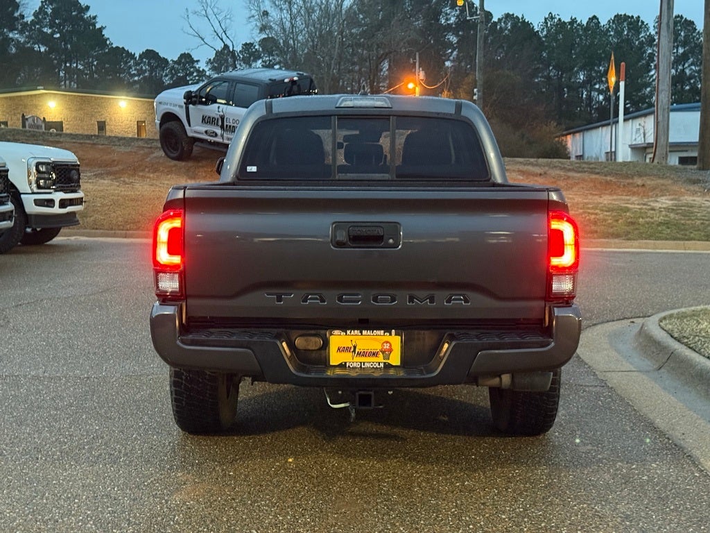 2022 Toyota Tacoma Base