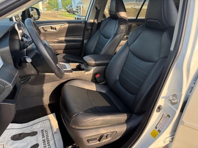 2024 Toyota RAV4 Hybrid XLE Premium