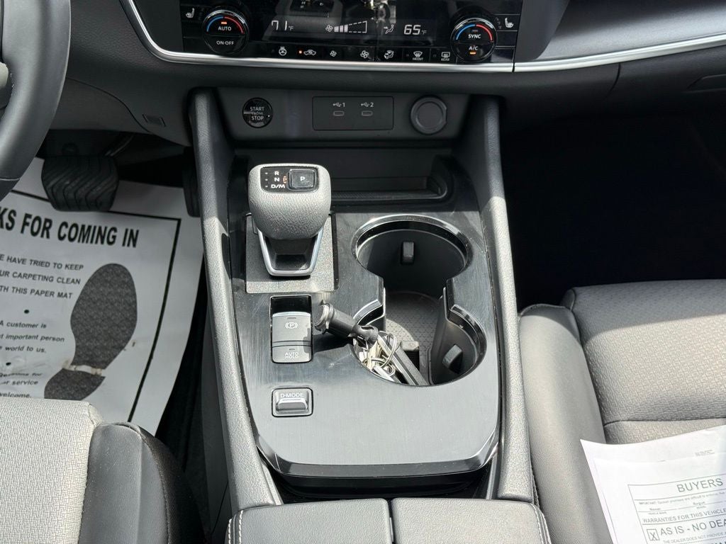 2025 Nissan Rogue SV