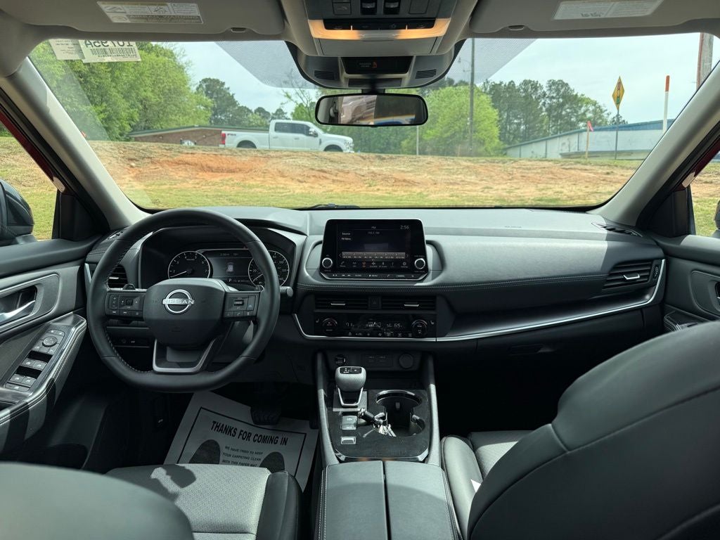 2025 Nissan Rogue SV