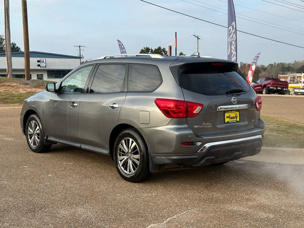 2020 Nissan Pathfinder SV