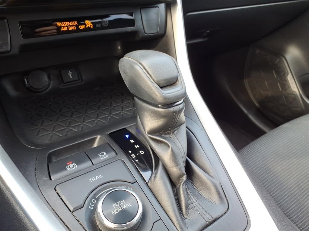 2022 Toyota RAV4 Hybrid LE