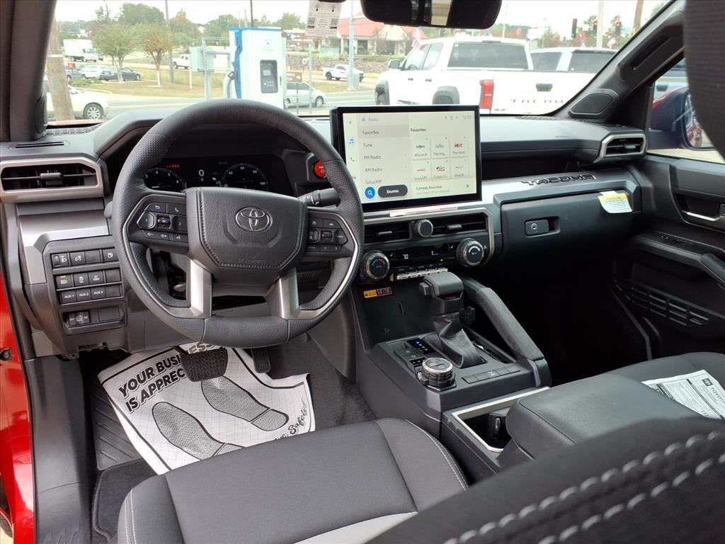 2025 Toyota Tacoma Hybrid TRD Off Road