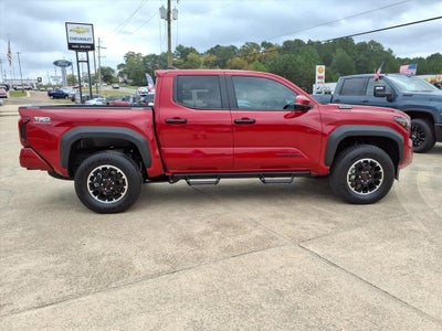 2025 Toyota Tacoma Hybrid TRD Off Road
