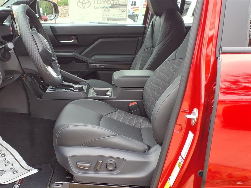 2025 Toyota Tacoma i-FORCE MAX TRD Off-Road i-FORCE MAX