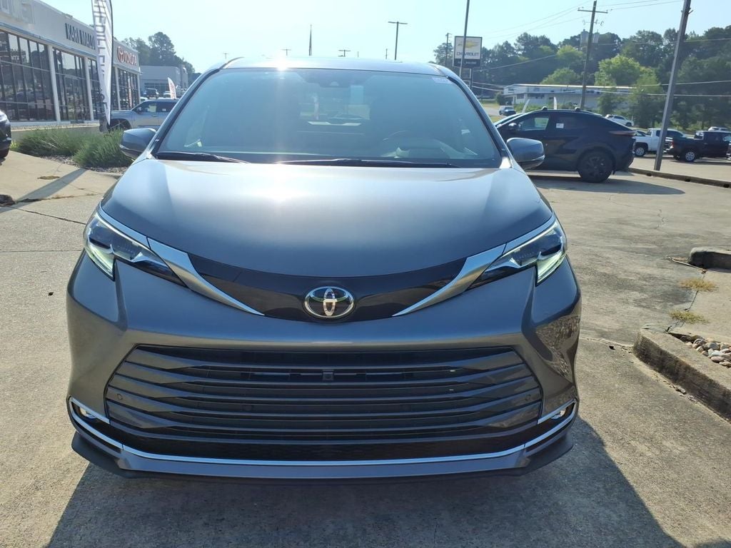 2026 Toyota Sienna Platinum