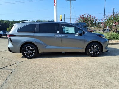 2026 Toyota Sienna Platinum