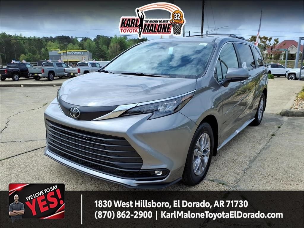 2026 Toyota Sienna XLE