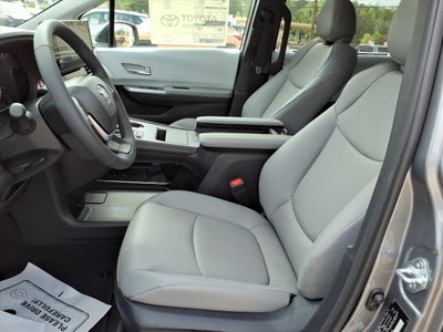 2026 Toyota Sienna XLE