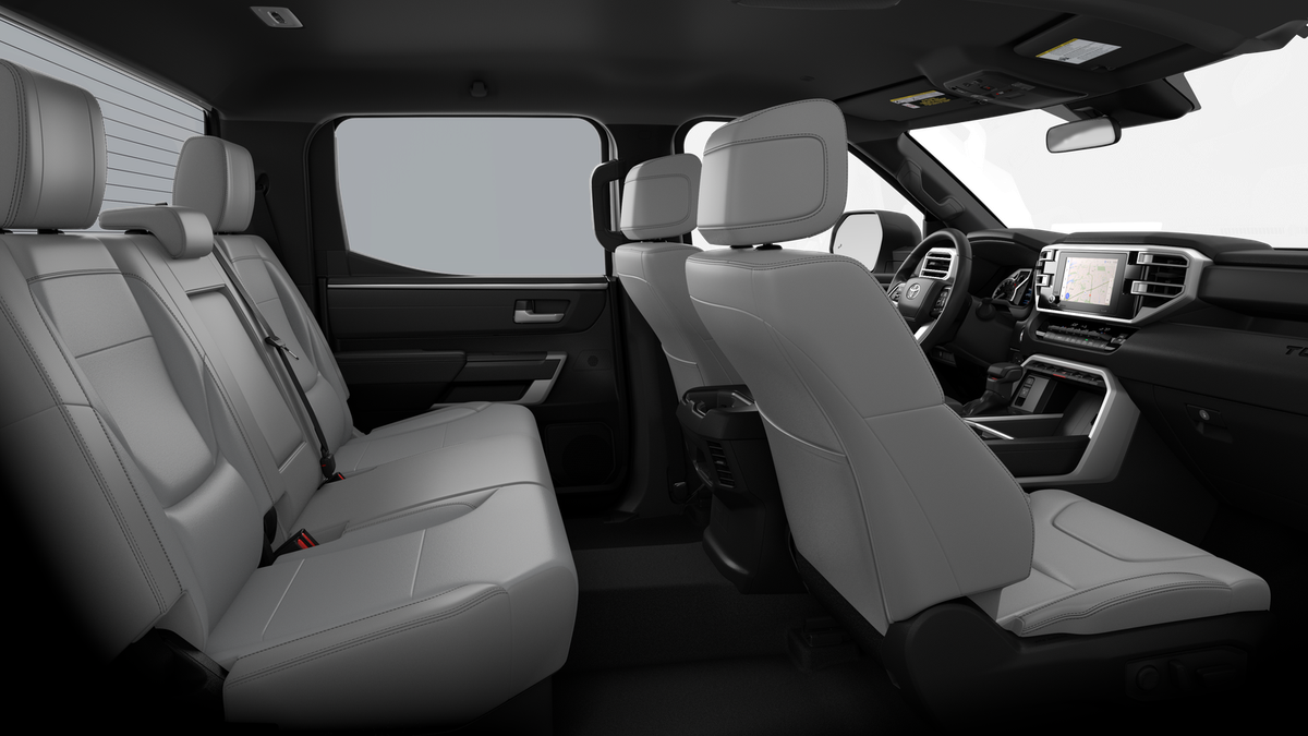 2026 Toyota Tundra SR5 - Photo 21