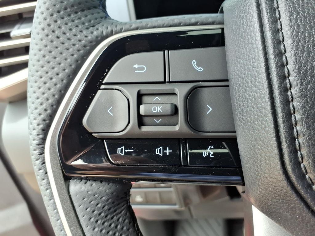 2026 Toyota Tundra i-FORCE MAX Platinum i-FORCE MAX