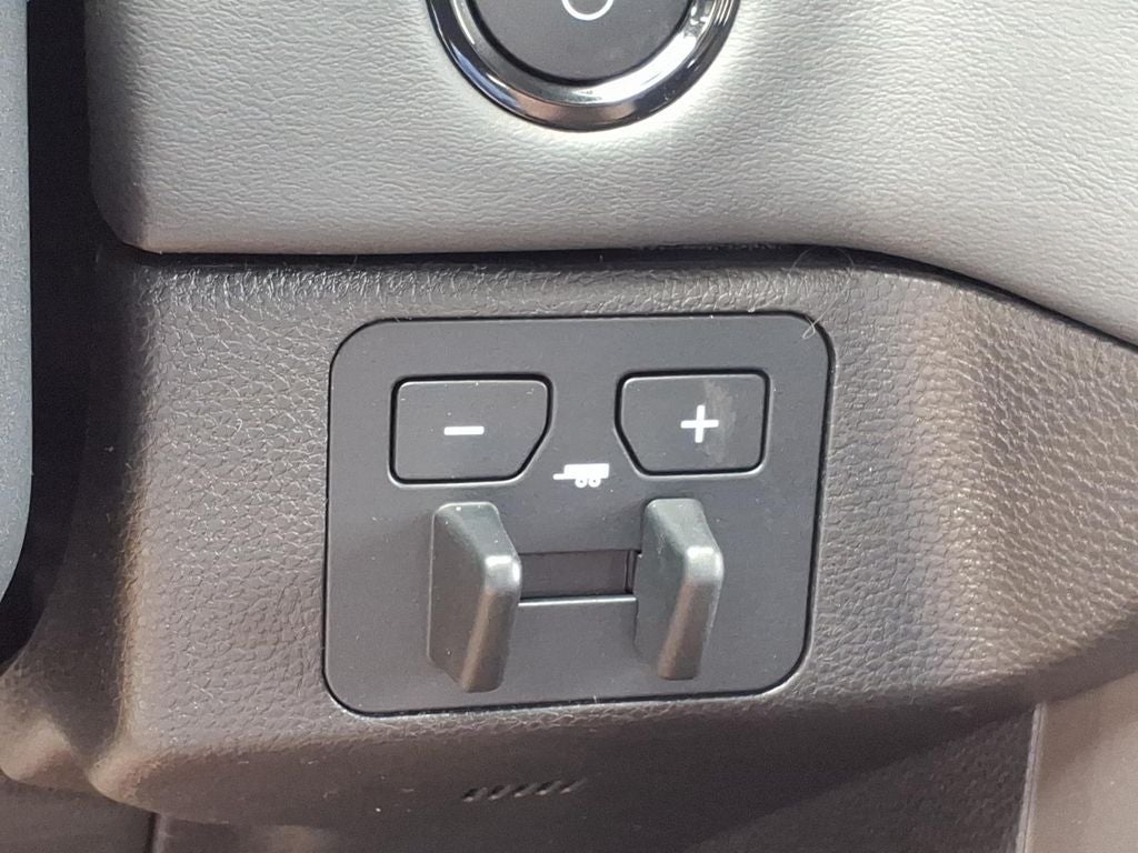 2026 Toyota Tundra i-FORCE MAX Platinum i-FORCE MAX
