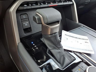 2026 Toyota Tundra i-FORCE MAX Platinum i-FORCE MAX