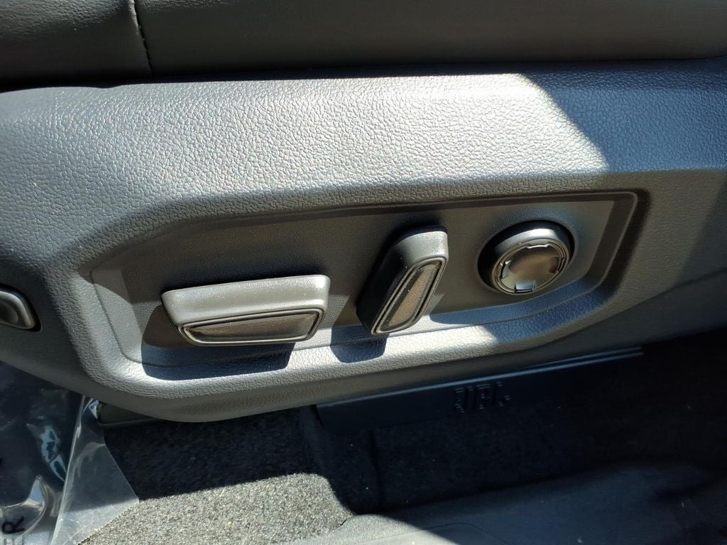 2026 Toyota Sequoia Platinum - Photo 13