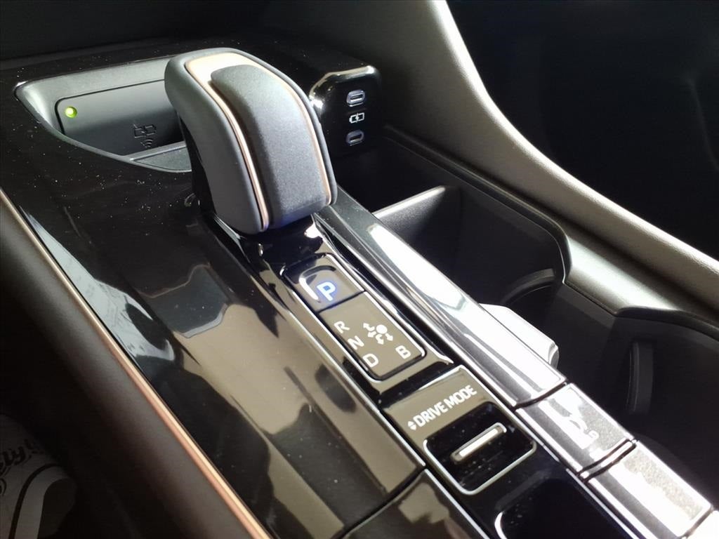 2026 Toyota Toyota Crown Nightshade