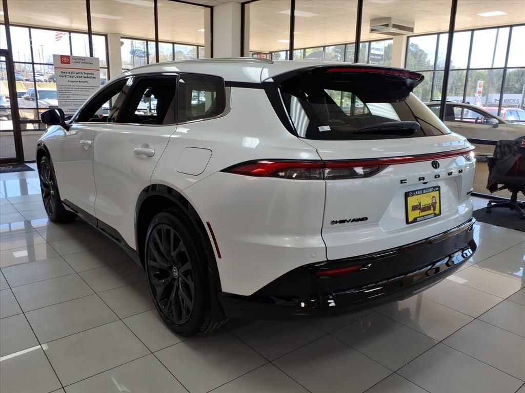 2026 Toyota Toyota Crown Signia Limited