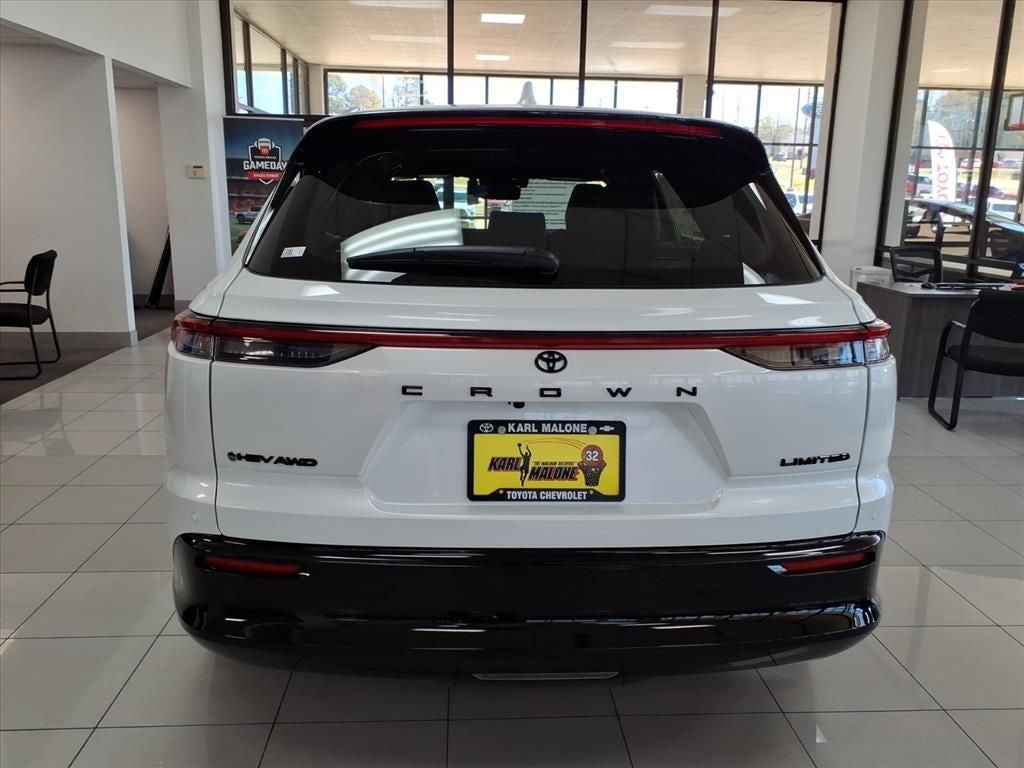 2026 Toyota Toyota Crown Signia Limited