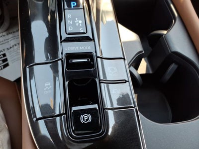 2026 Toyota Crown Signia Limited