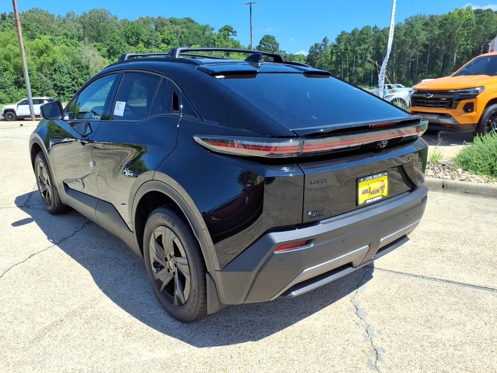 2026 Toyota C-HR SE