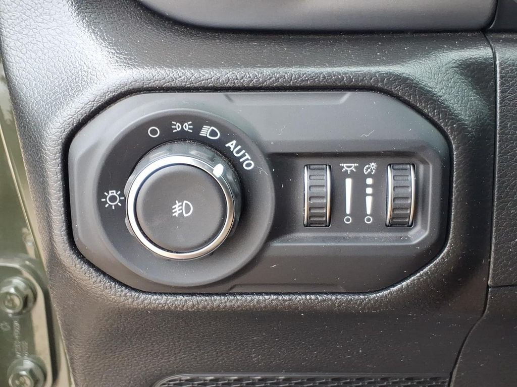 2022 Jeep Wrangler Sport S