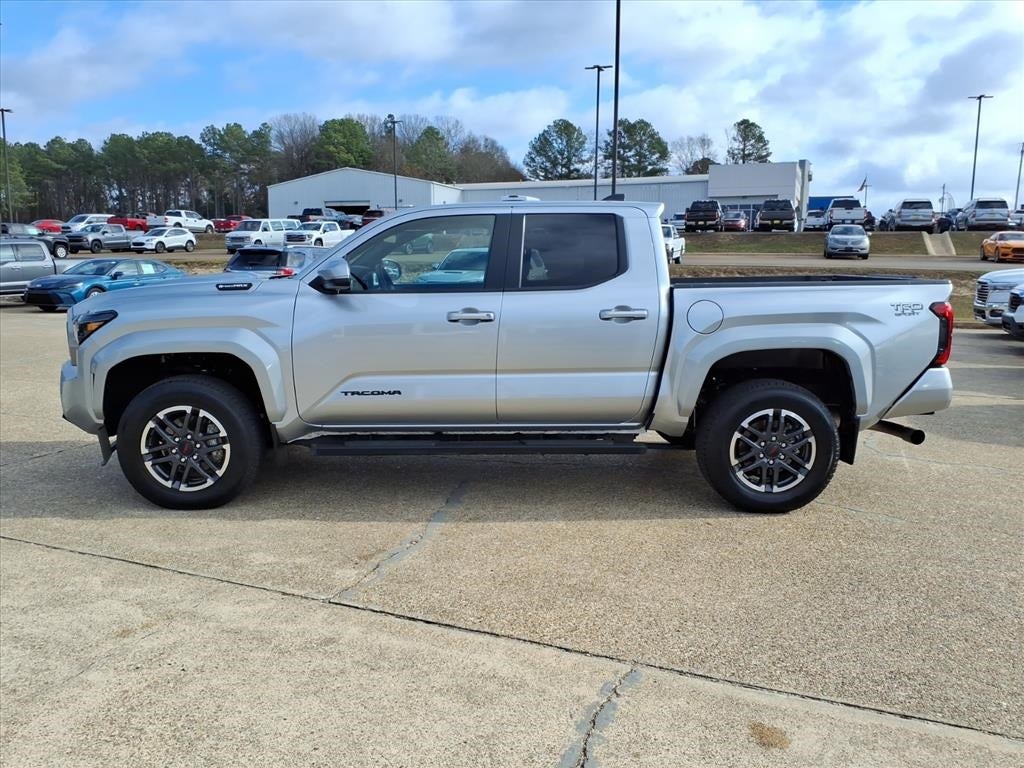 2024 Toyota Tacoma Hybrid TRD Sport
