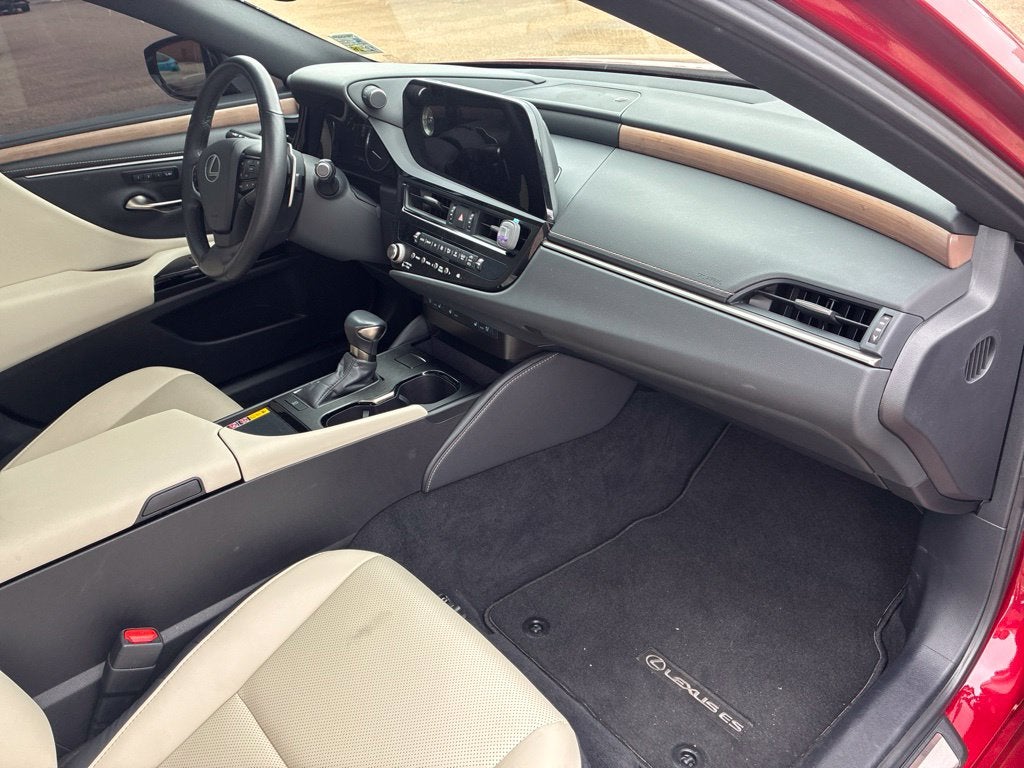 2025 Lexus ES 350