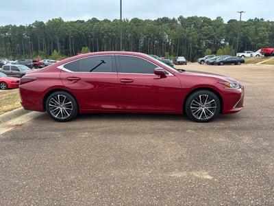 2025 Lexus ES 350