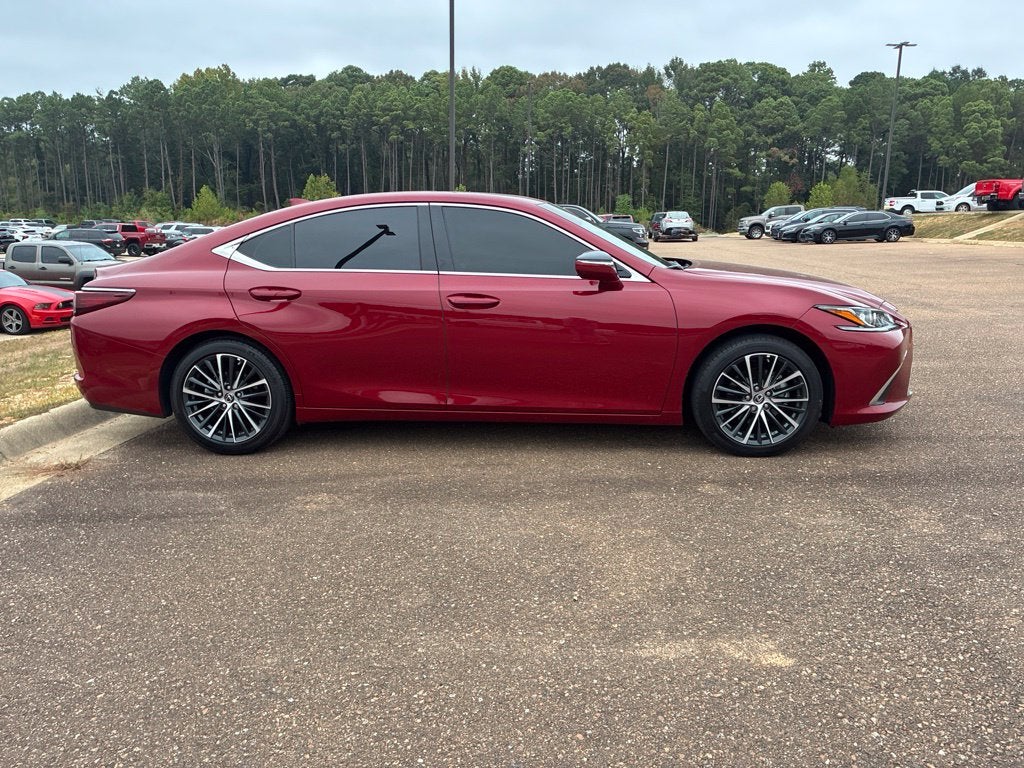2025 Lexus ES 350