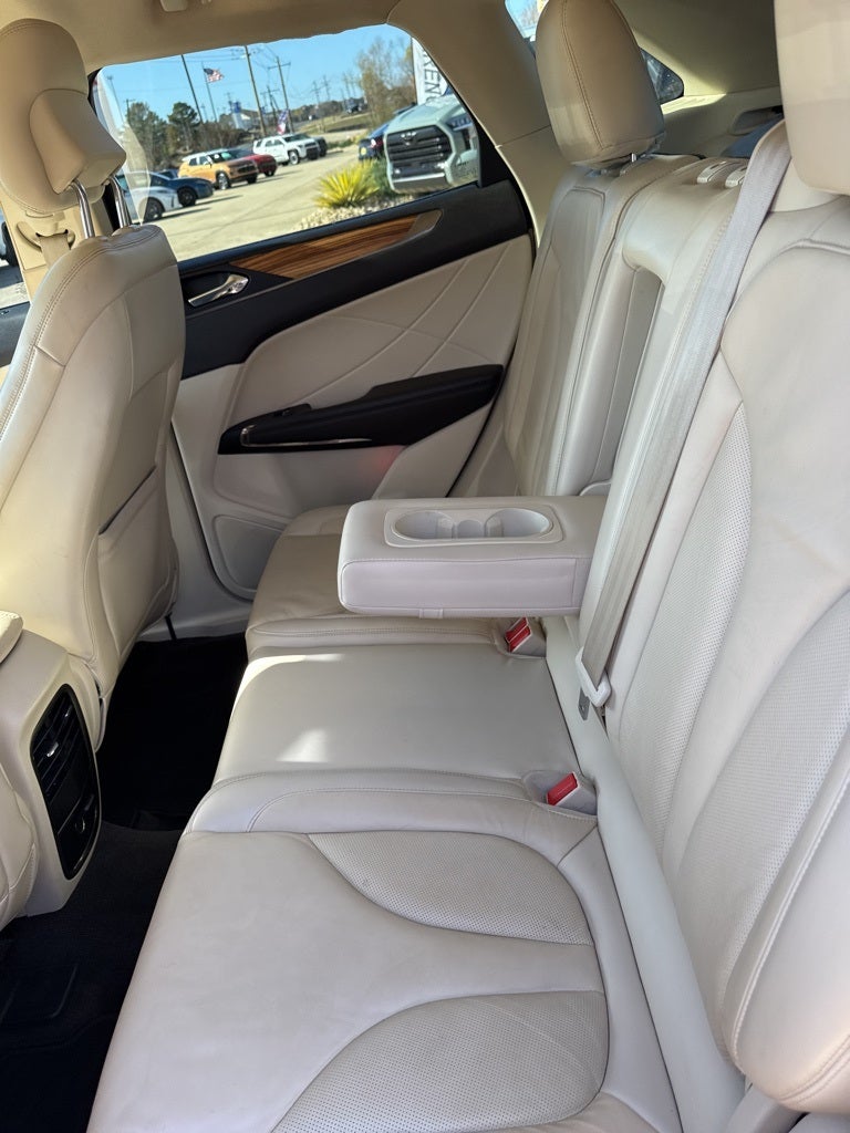 2015 Lincoln MKC Base