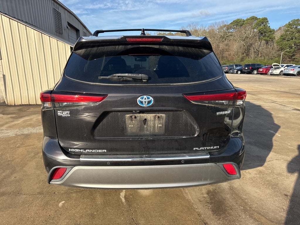 2021 Toyota Highlander Hybrid Platinum