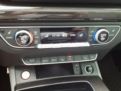 2022 Audi SQ5 Prestige quattro