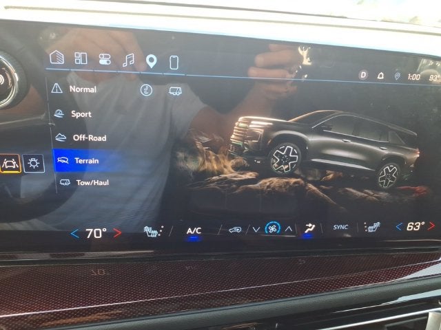 2025 Chevrolet Traverse Z71