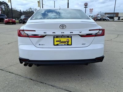 2025 Toyota Camry SE