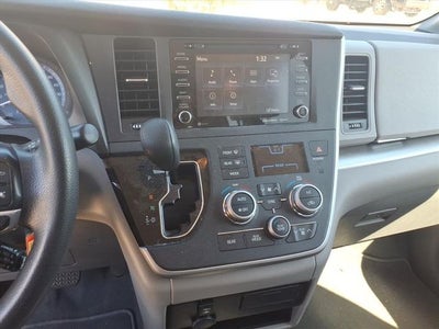 2020 Toyota Sienna LE 8 Passenger