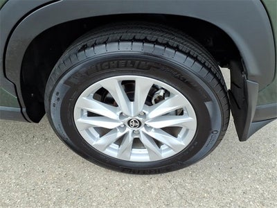 2024 Toyota Corolla Cross LE