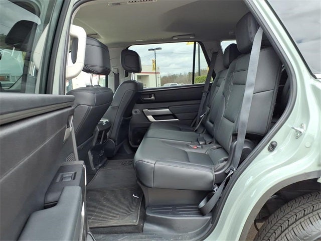 2023 Toyota Sequoia SR5