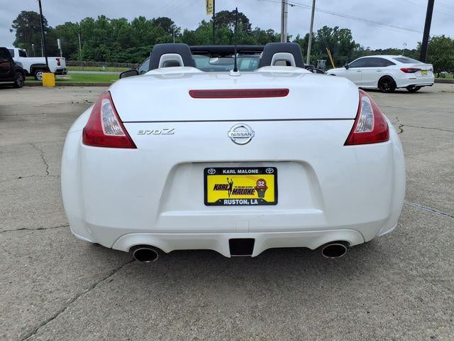 2010 Nissan 370Z Touring