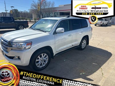 2016 Toyota Land Cruiser Base