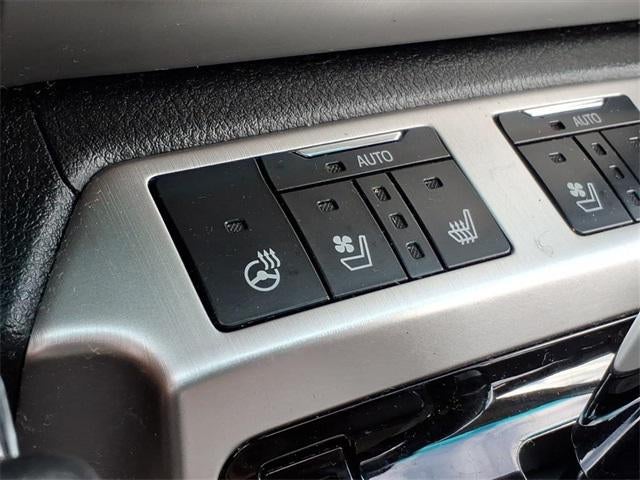 2016 Toyota Land Cruiser Base