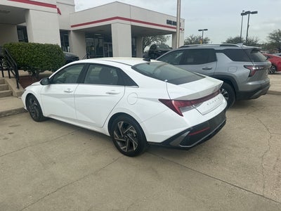 2025 Hyundai Elantra SEL Convenience