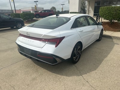 2025 Hyundai Elantra SEL Convenience